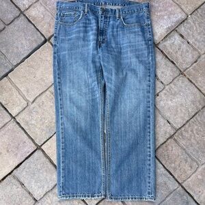 Levi baggy jeans! Size 38x30